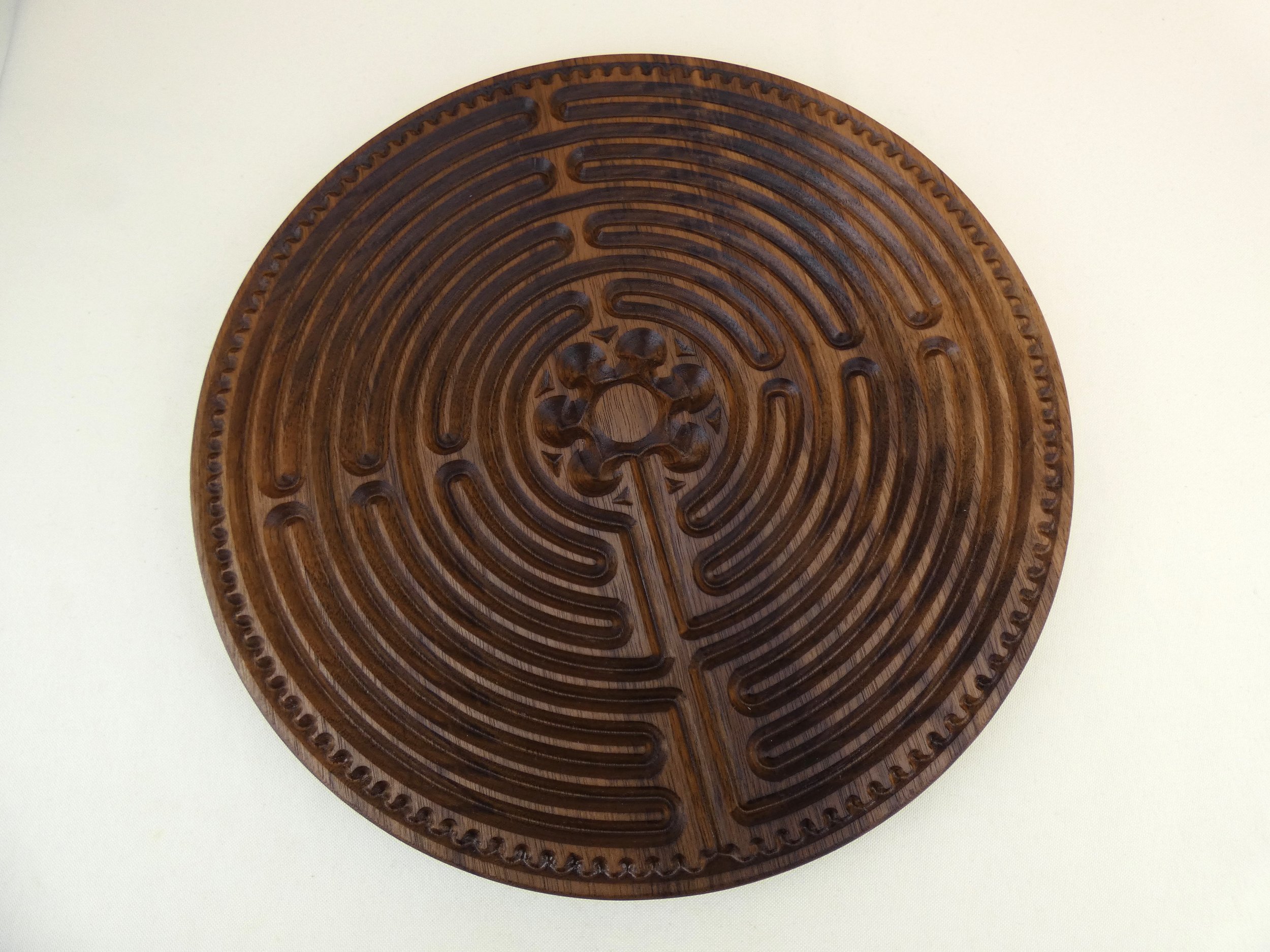 Chartres+11+circuit+labyrinth+